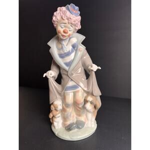 Lladro "Surprise" Clown with Puppies Porcelain Figurine #5901 - Retired